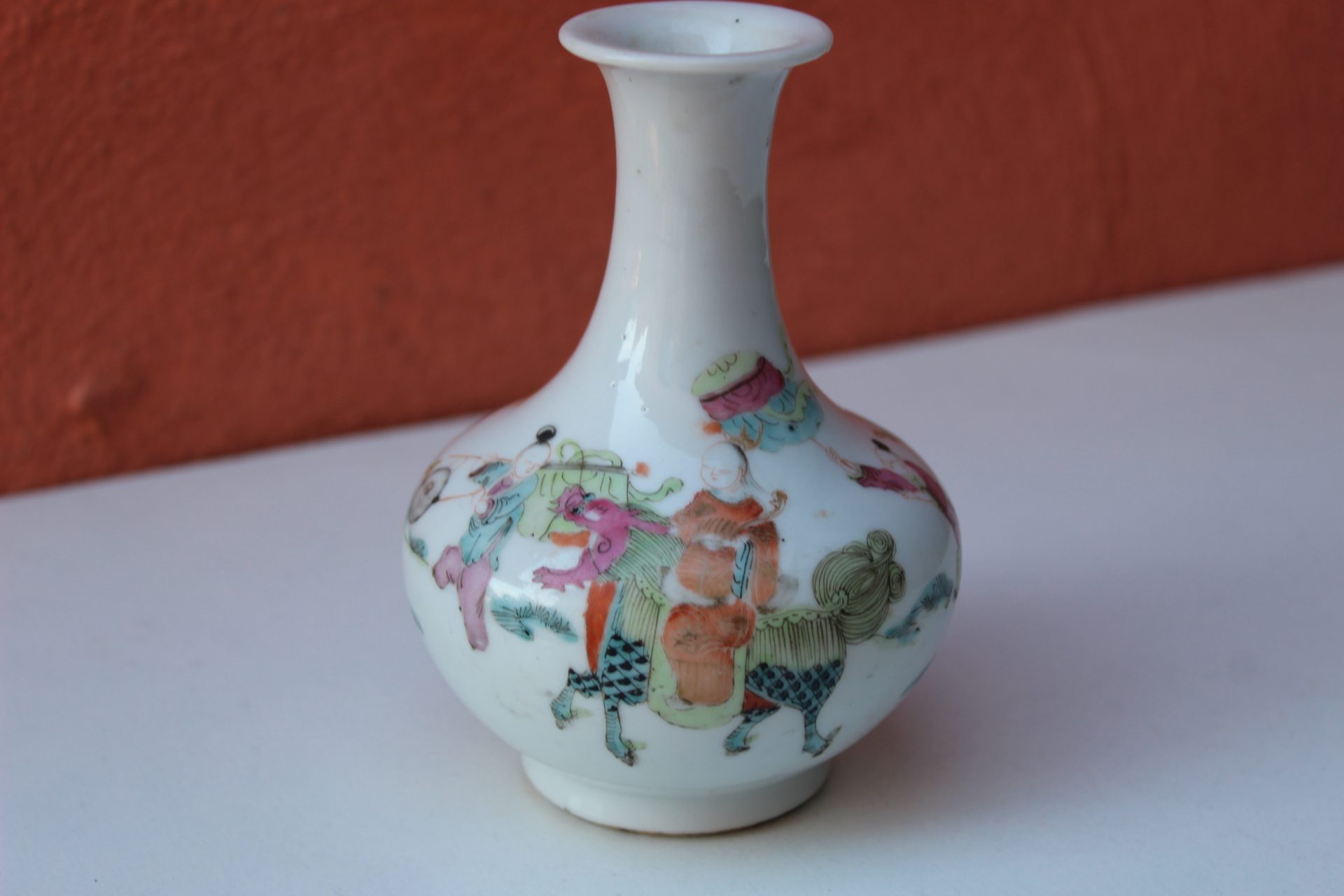 清代中国古董瓷花瓶同枝- BidamountLive
