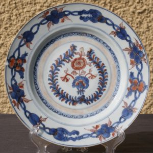 18th Century Chinese Imari Porcelain Plate – Kangxi Period