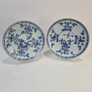 一对18世纪中国出口瓷盘-永正至乾隆时期