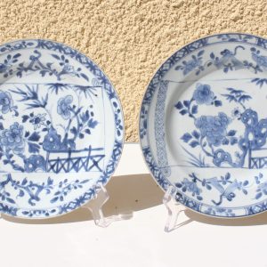 Pair of 18th century Kangxi Period Chinese porcelain scroll plates