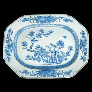 Chinese Export Platter with Bird Design 18th Century