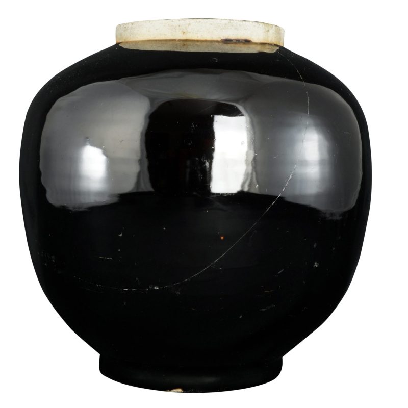 Late 18th C/Early 19th C Mirror Black Ginger Jar