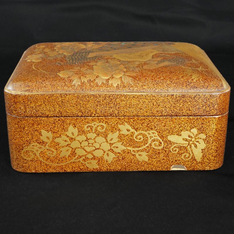 side 2 Japanese Edo Meiji Finely Lacquered Box with Peacocks